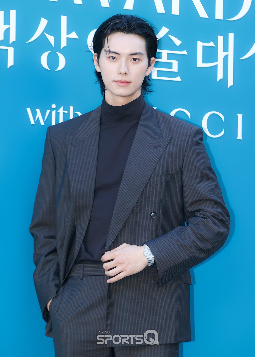sportsqnews's tweet photo. [#포토Q] 260529 ‘이채민’ 제62회 백상예술대상 with 구찌

📌https://t.co/MchLc03sUO

#이채민 #LeeChaemin
#백상예술대상 #BaeksangAwards #Baeksang2026 https://t.co/nHyra9e6KH