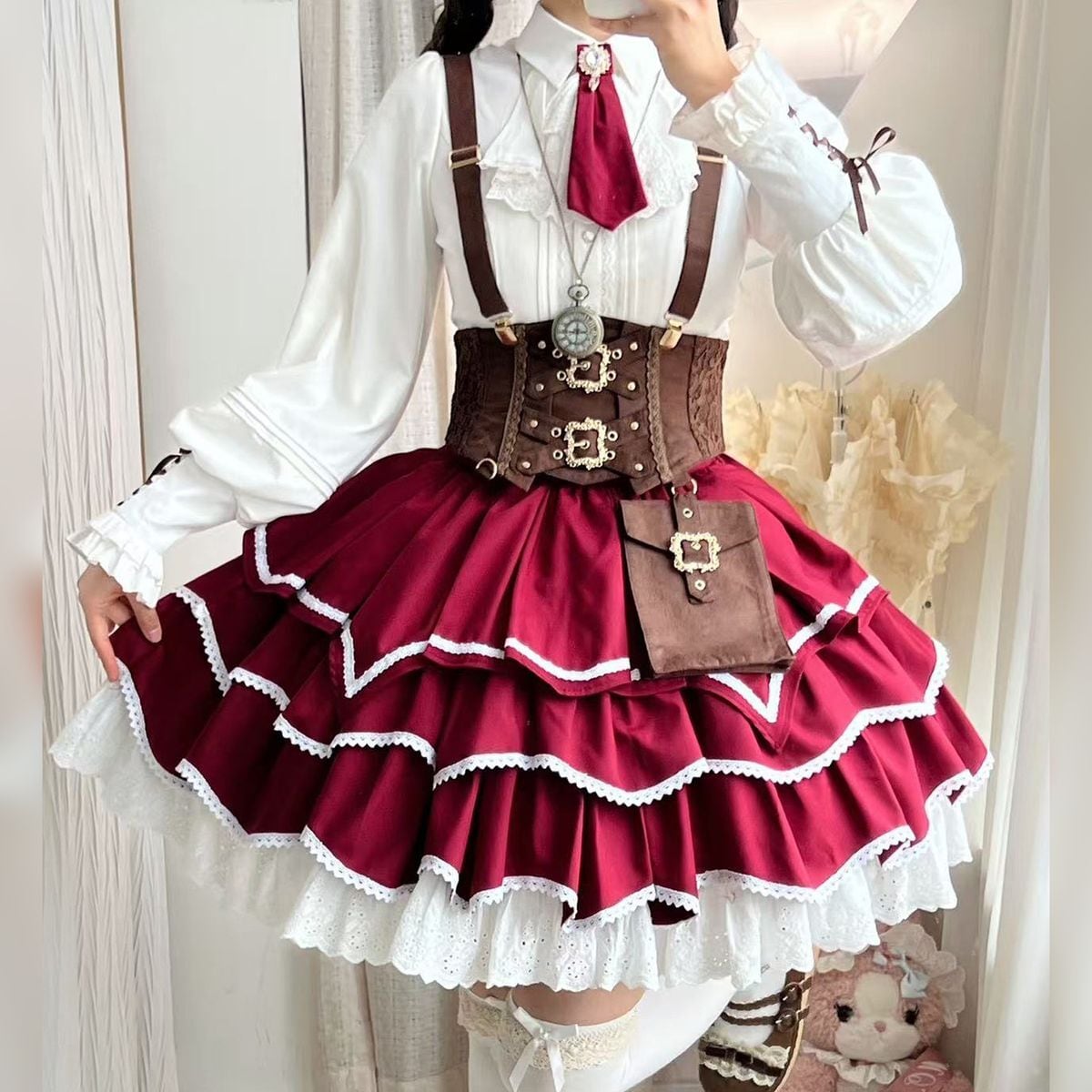 Maidens_Reve's tweet photo. スチームパンクケープ付きセットアップ💞 https://t.co/s6cmVBH3Ae