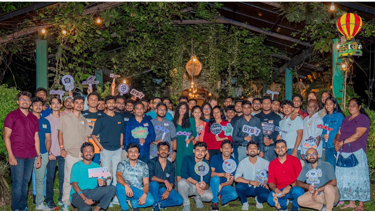 CeylonCash's tweet photo. A special shoutout to @CwalletOfficial for backing our coastal drop ⚡🍕

Your partnership helped make Global Pizza Party Galle a memorable celebration, bringing the community together in a truly special way.

#PizzaDAO #BitcoinPizzaDay #Galle #Cwallet https://t.co/uotfdDOKoK