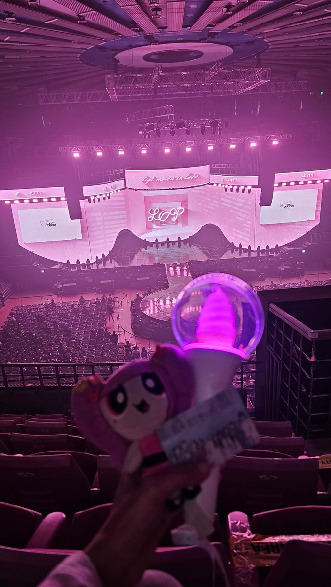 nakdararindu's tweet photo. [D4 290526] today's view.. the wait is worth.. the feel 🥹💓#WanderWithMoochi #아이오아이 #IOI #IOI_LOOP #Angdungi #앙둥이 https://t.co/upBdTOHJYV