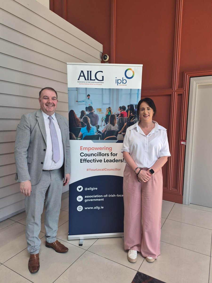 AILGIRE's tweet photo. #AILG recently delivered an important and insightful training session on supporting councillors to respond to mental health, suicide and addiction issues.

#Councillors are often a first point of contact for people seeking help and support - it is vital to ensure that they are equipped and supported to carry out this important role.

Thank you to Cllr. Bronagh McAree, Emer Mulligan and @johnfmeehan from @NOSPIreland for sharing their expertise. #MentalHealth #SuicidePrevention #LocalGovernment