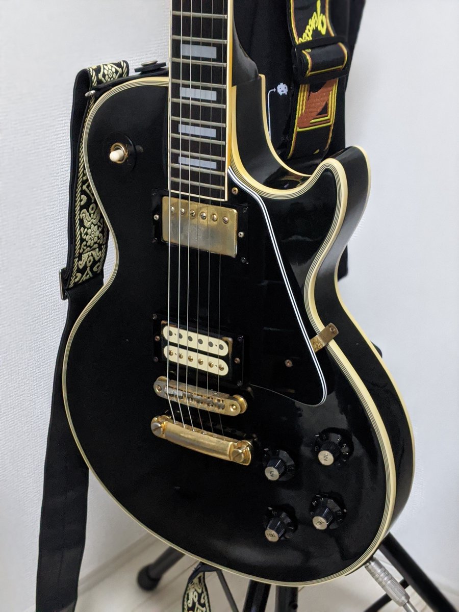 666kimura's tweet photo. 先日、スマホを壊したことをきっかけに「無限Googleフォト」を使いたくなり「Pixel 3a」を今さら購入。
どっちが7年前のスマホで撮った画像でしょうか？ https://t.co/AdGJ7Z0CQS