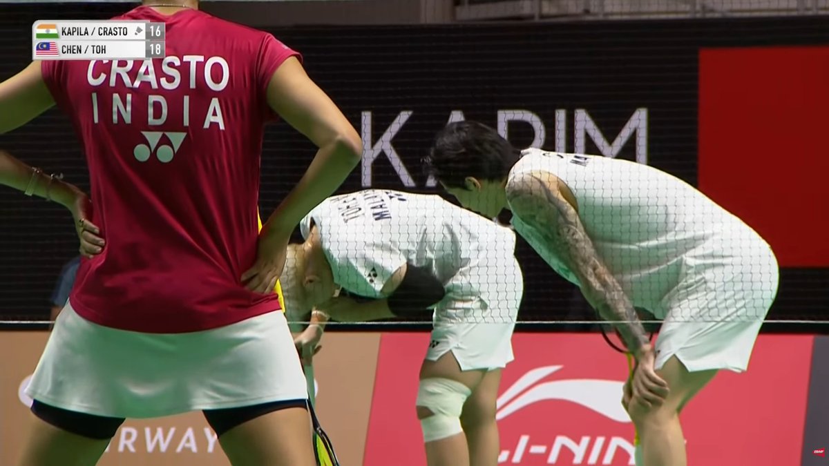 craigansibin's tweet photo. ChenToh had to retire due to injury. Get well soon Ee Wei. 😥😢. Benda yang paling kita taknak terjadi kat atlet. 

#SingaporeOpen2026 https://t.co/7yAYlLOHqr