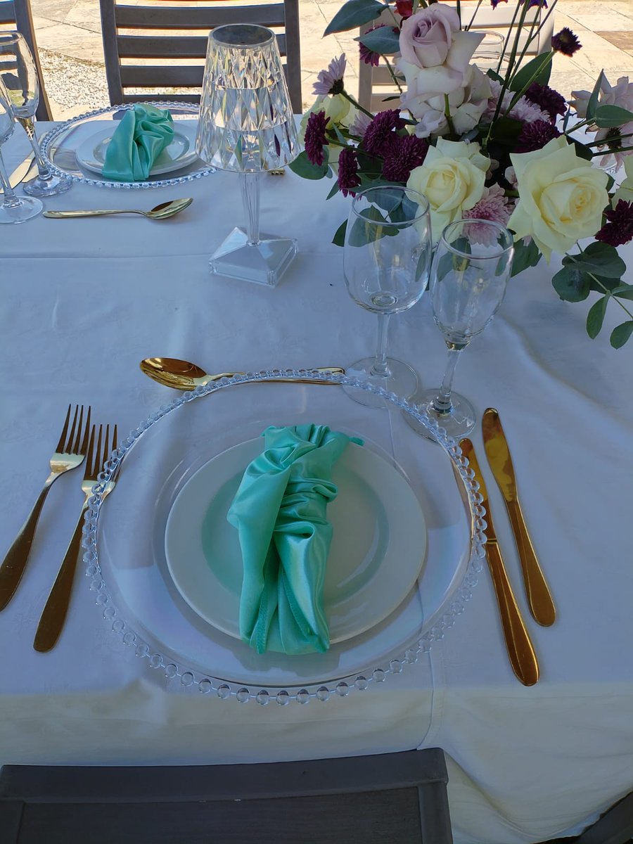 DithakgaD's tweet photo. Hope's 30th year of life's journey at Toadbury Hall. Our theme features a blend of white, green, purple &amp; gold hues. The décor will include stunning centerpieces with fresh flowers and LED table lamps, a beautifully crafted mirror welcome board &amp; photo booth with floral accents. https://t.co/iK8oRzEPrL