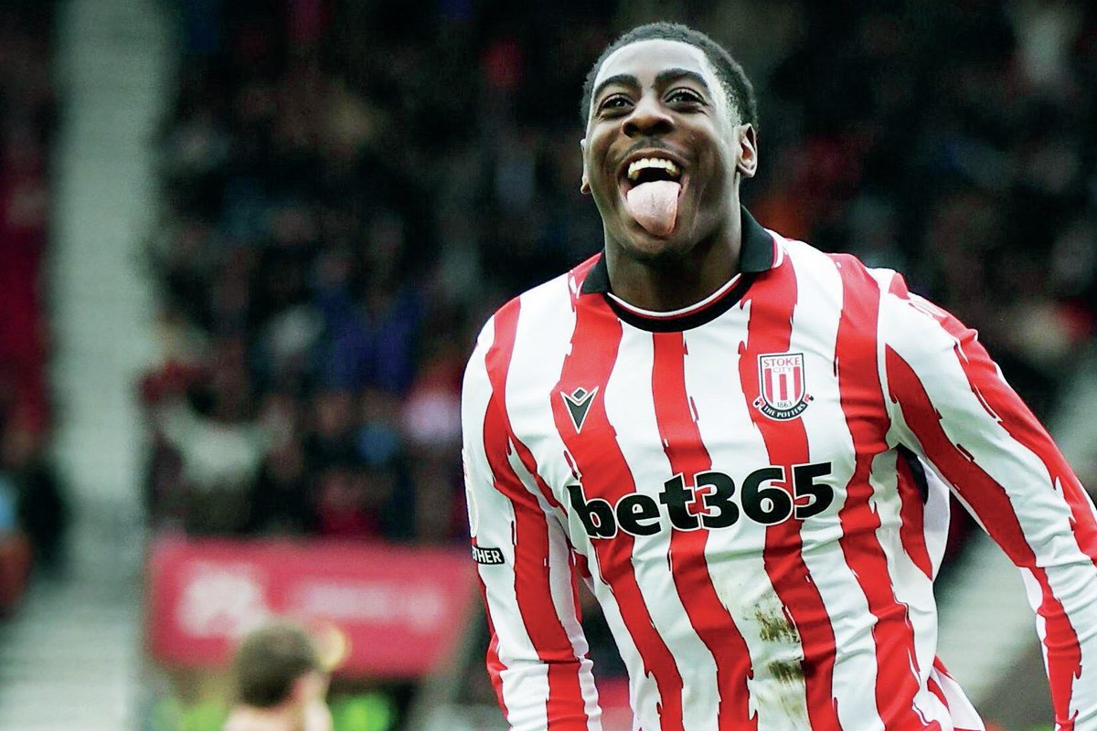 hazzascfc's tweet photo. 🚨 Divin Mubama is reportedly keen to make his loan move to Stoke City permanent.

Stoke have since filed for a restraining order. 

[@SportsPete] https://t.co/3fvBbPwYC4