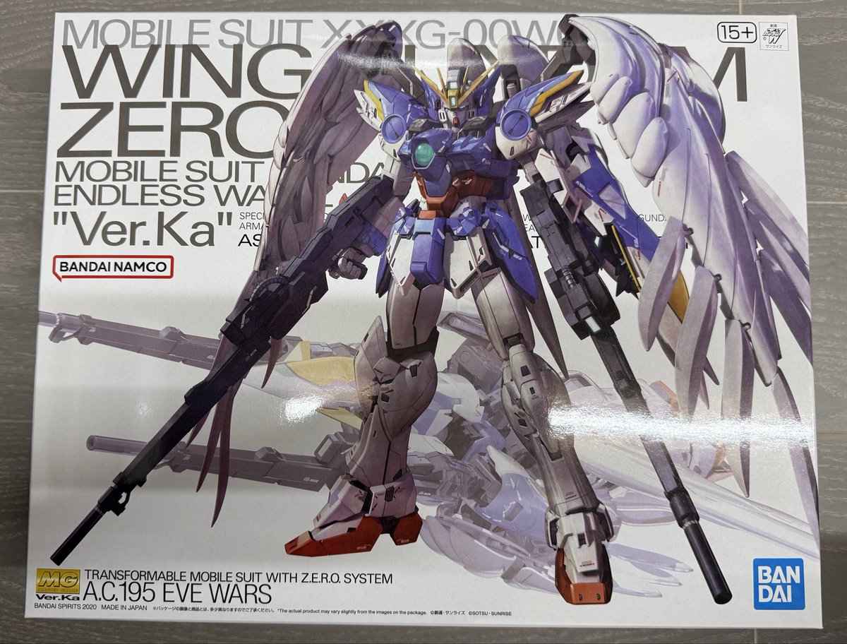 rin_snow's tweet photo. ウイングガンダムゼロEW.Ka
やっと手に入りました～♬.*ﾟ
ガンダムWは、EWまで見終わりました
今、Zを見てます

シャア専用ゲルググは、15時で完売したのでありませんでした
何で持ってないか？
ザクが好きだったから
詰んでるのと、まだエアブラシ持ってない時代のパチ組があります
何とかしないと… https://t.co/pB40OqNWUK