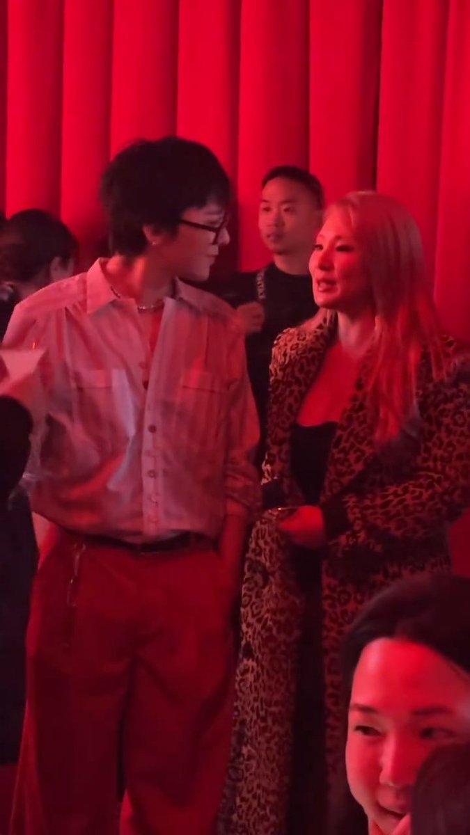 skdrose's tweet photo. GD and CL at the Audemars Piguet x Y/V after party❤️‍🔥 https://t.co/vWItdqWTua