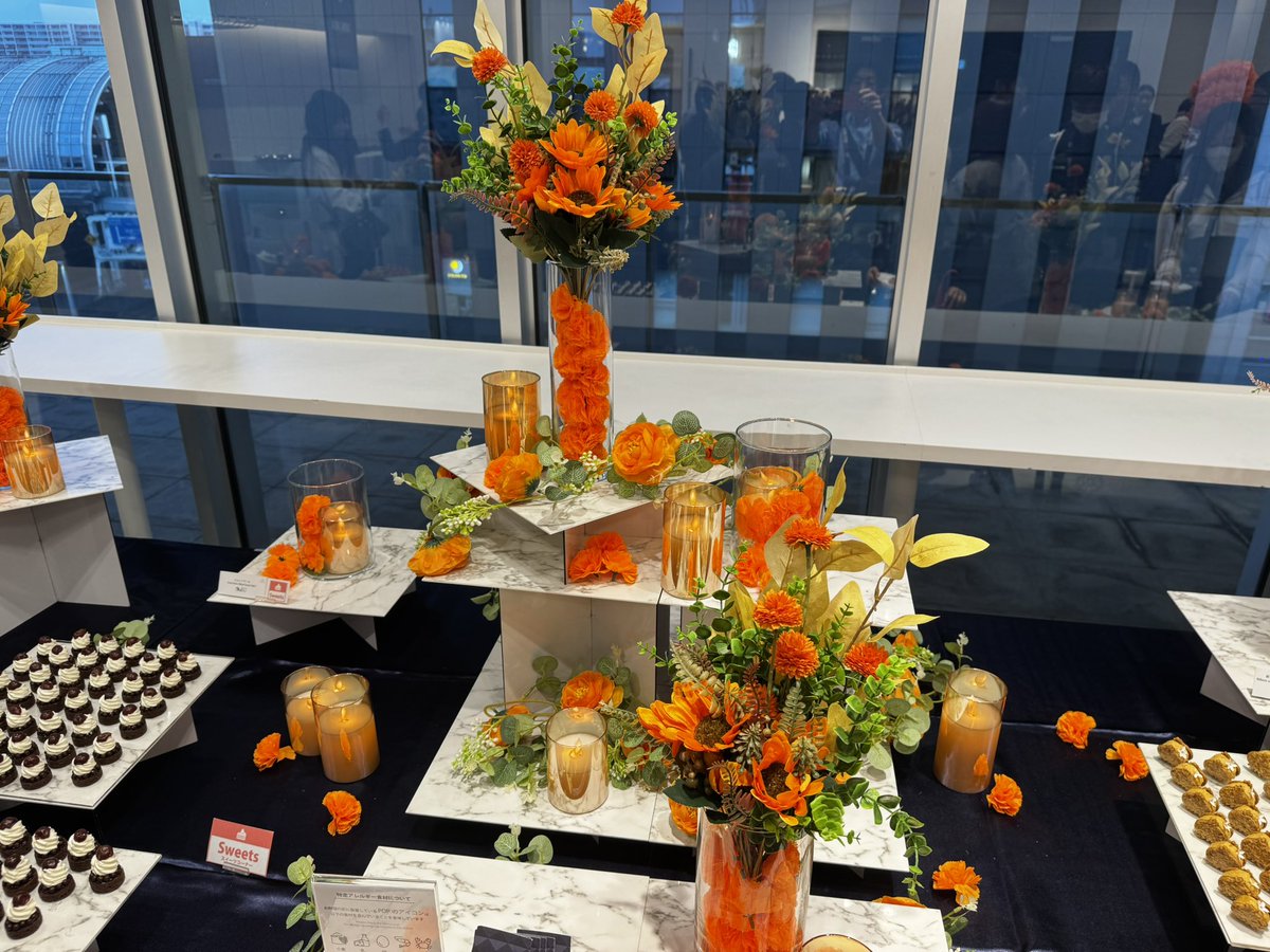 seibi_corp's tweet photo. 先日の新ユニフォーム発表会

会場内はRBらしい格好良い雰囲気！
会場を出るとオレンジカラーのオシャレな軽食でおもてなし。

来シーズンへの期待が膨らみます！！

#ardija
#RB大宮アルディージャ https://t.co/XxL51oLmAm