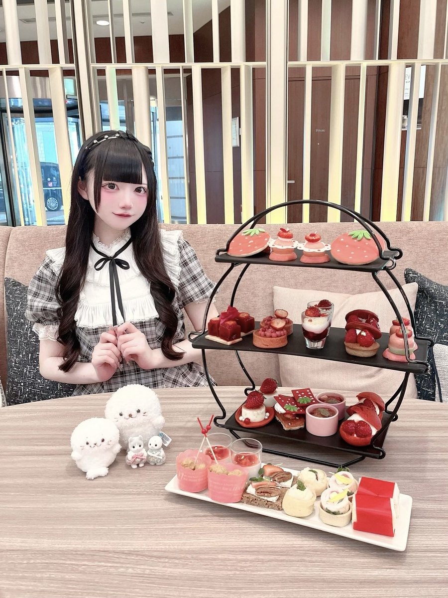 ちさと tweet media