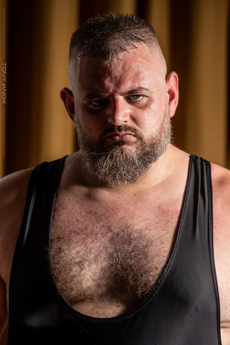 briacstrong's tweet photo. @briacstrong or @brianstrongdad?

Hunter or Big Strong Dad?

Best of both worlds.

📸 @tonyknox 

#wrestling #prowrestling #britwres #prowrestler https://t.co/N1L69wZ2Kz