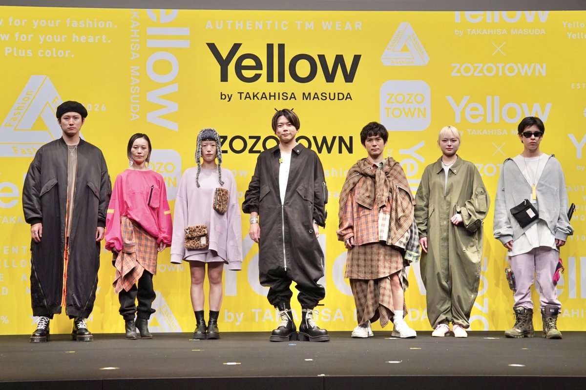 mynavi_woman's tweet photo. NEWSの #増田貴久 さん初プロデュースブランド
「Yellow by TAKAHISA MASUDA」誕生💛

ロンパース型MA-1や着脱可能ポケットなど、
こだわりが詰まった全16型を展開✨

「加藤と小山に全種類送りつけたい（笑）」と語る場面も！？

発表会の模様を詳しくお届け📷

https://t.co/NuHKyhrd0D https://t.co/2aU06UkFOe