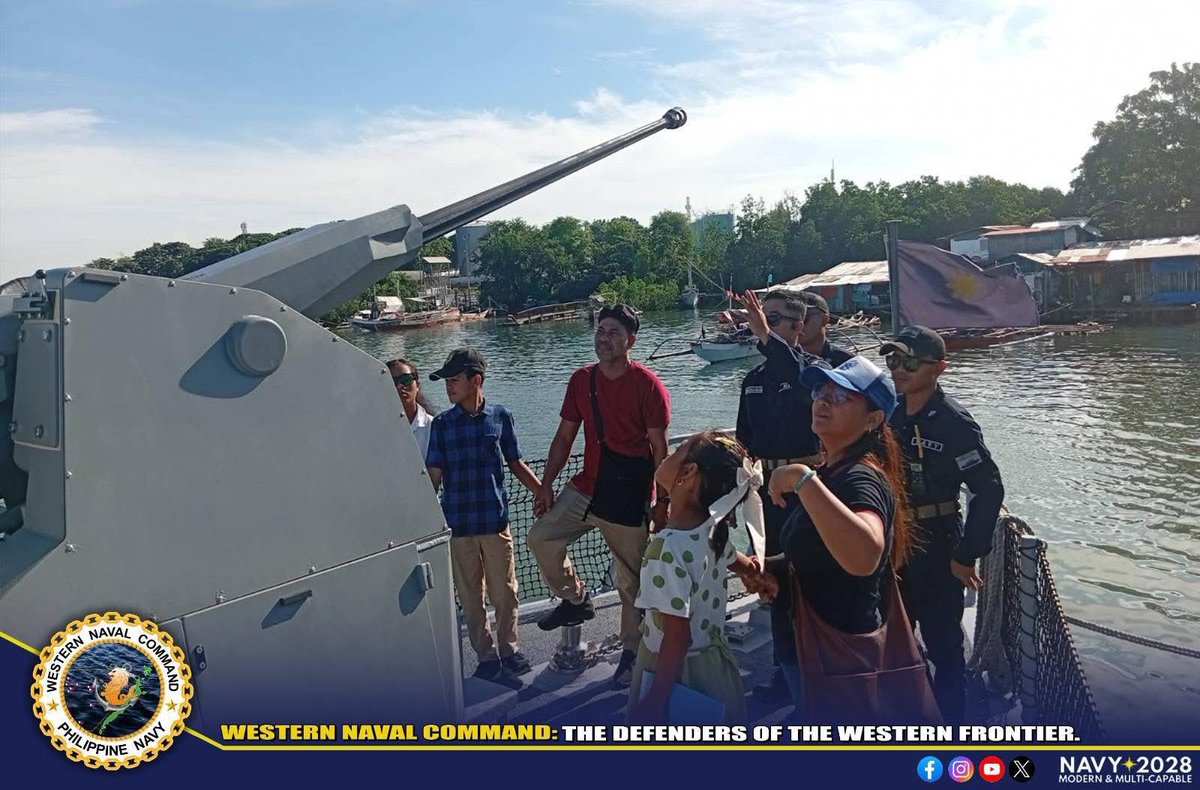 PhilippMonitor's tweet photo. PDM Report: On May 28, the Western Naval Command conducted a shipboard tour aboard BRP Lolinato To-ong (PG-201) in Puerto Princesa City as part of the Philippine Navy’s 128th anniversary activities, giving 66 residents an opportunity to learn about the vessel’s operation. https://t.co/lDZl66iowm