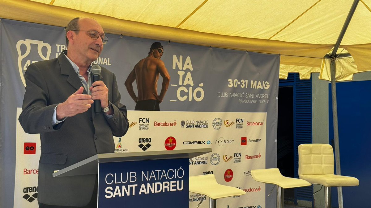 CNsantandreu's tweet photo. Presentació Trofeu Internacional Ciutat de Barcelona

Joaquim Vidal: "Tenir 700 nedadors és una dimensió extraordinària. La recerca de l’excel·lència dins del propi club. És l’esdeveniment més importat que passa al Club". https://t.co/er44ZpqXT2