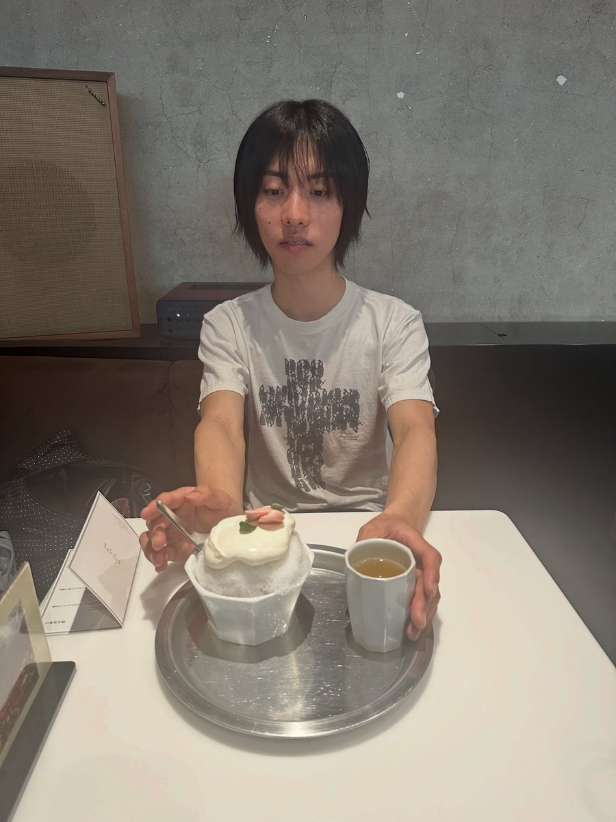 03yoshi06's tweet photo. 🍧🫖🙂‍↕️🙂‍↕️ https://t.co/ifF1OzeFpq