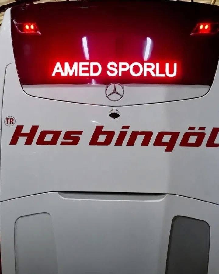 celikgsm47's tweet photo. Faşist zihniyete inat ....
Herzaman Mardin kardeşi Amedin in yanında dir... https://t.co/6lw3Wqa9p9