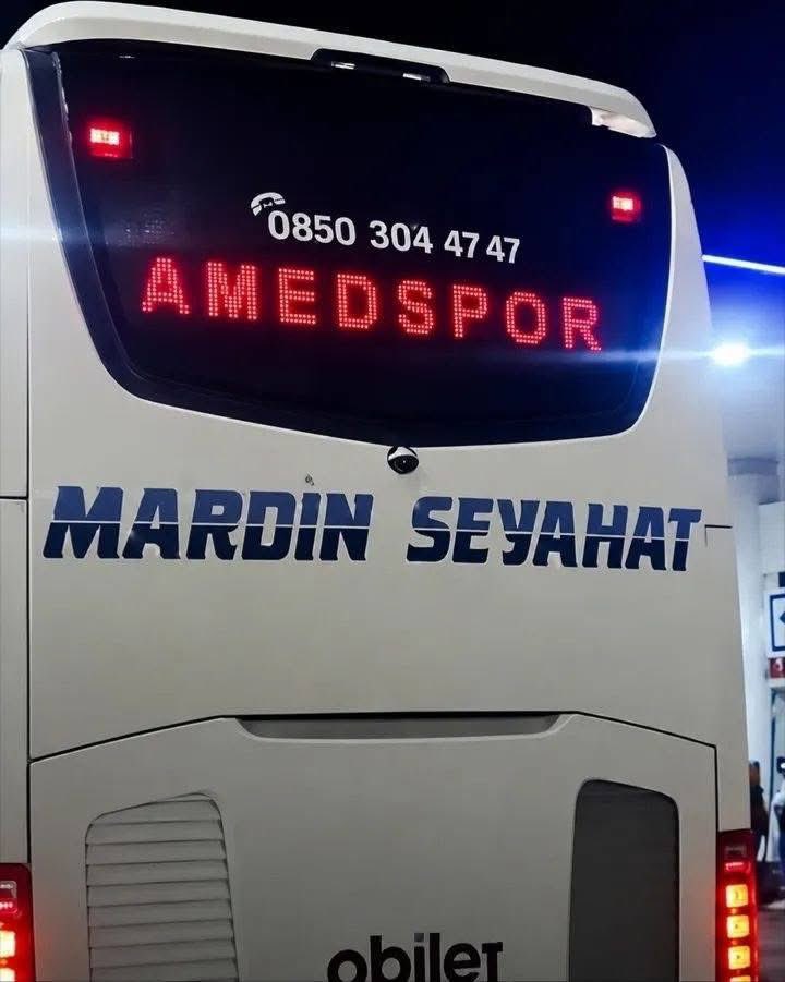 celikgsm47's tweet photo. Faşist zihniyete inat ....
Herzaman Mardin kardeşi Amedin in yanında dir... https://t.co/6lw3Wqa9p9