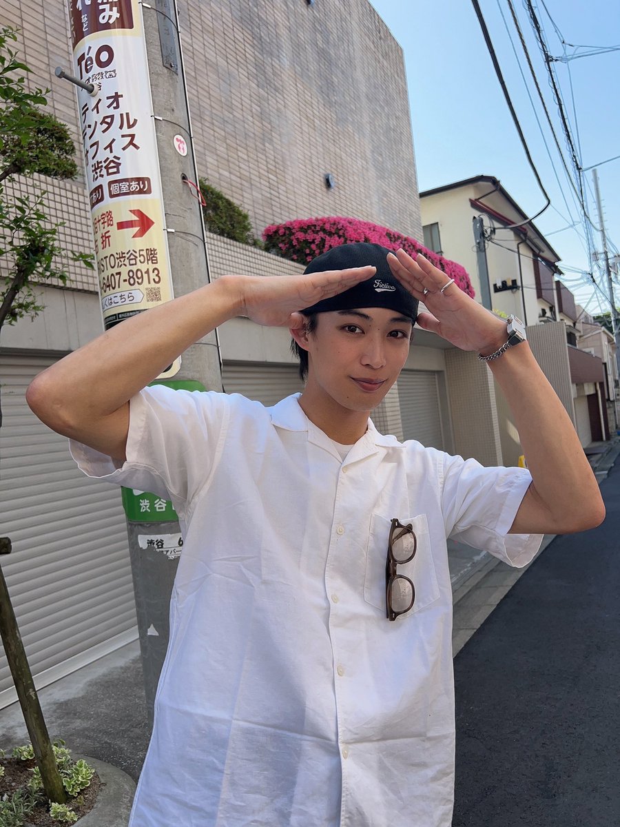 taku__ro's tweet photo. 下駄の音聞こえたら多分近くに拓郎いるよ https://t.co/OkOpdcELwG