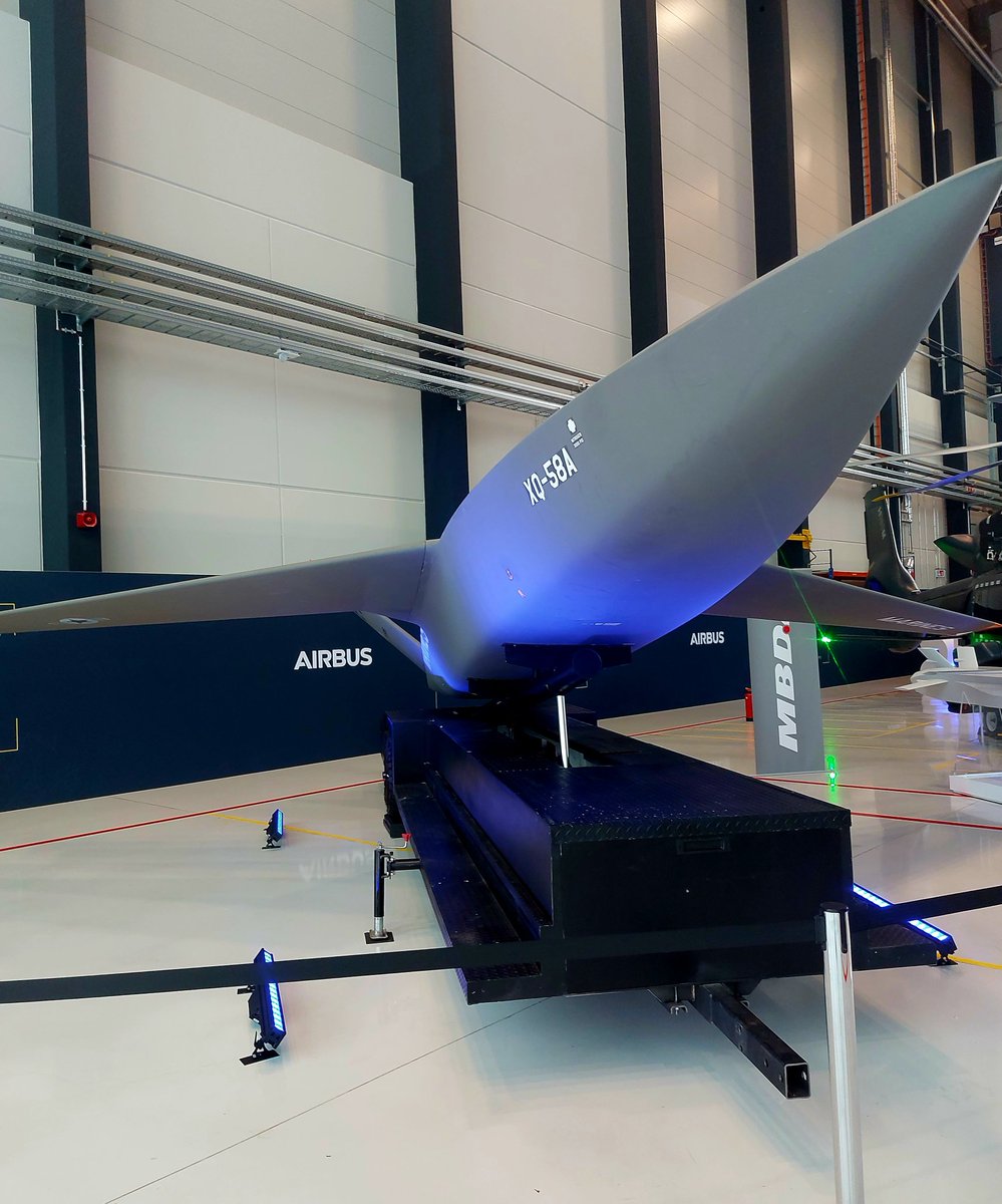 Marsattaqueblog's tweet photo. Blog - @AirbusDefence et @AirbusHeli - Vers des flottes hybrides à horizon 2030

https://t.co/AkzfMegChY https://t.co/pGDCvdHmYR