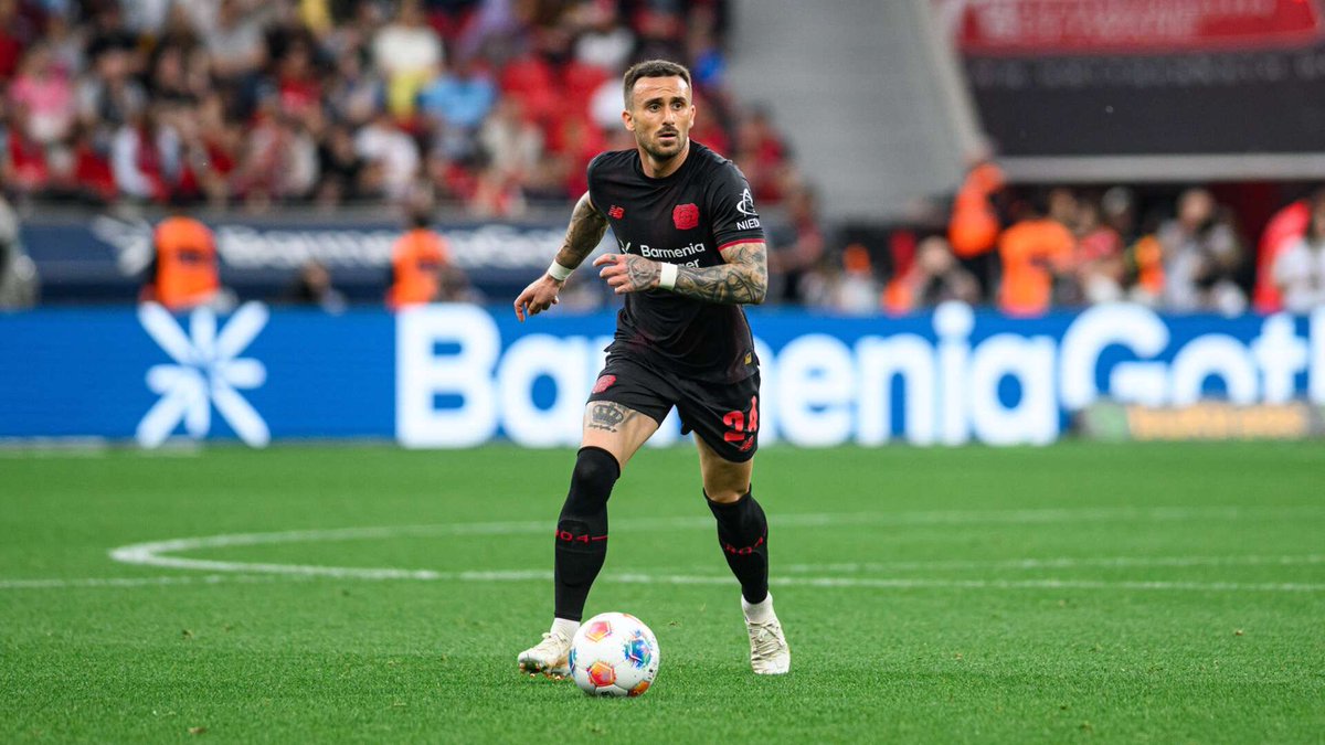 DavidMolinerC's tweet photo. El Villarreal CF sueña con Aleix García.

Su operación solo se activaría si se produce una venta importante como podría ser la de Pape Gueye, con gran mercado y una cláusula de 40M€.

El Bayer Leverkusen pagó en su día 18M€ al Girona y no bajarían de los 20-25M€.

ℹ️ @epmediterraneo