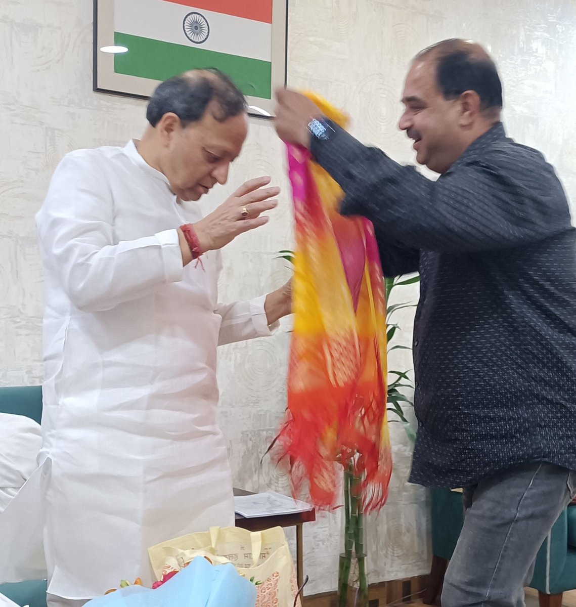 Manish Tandon tweet media