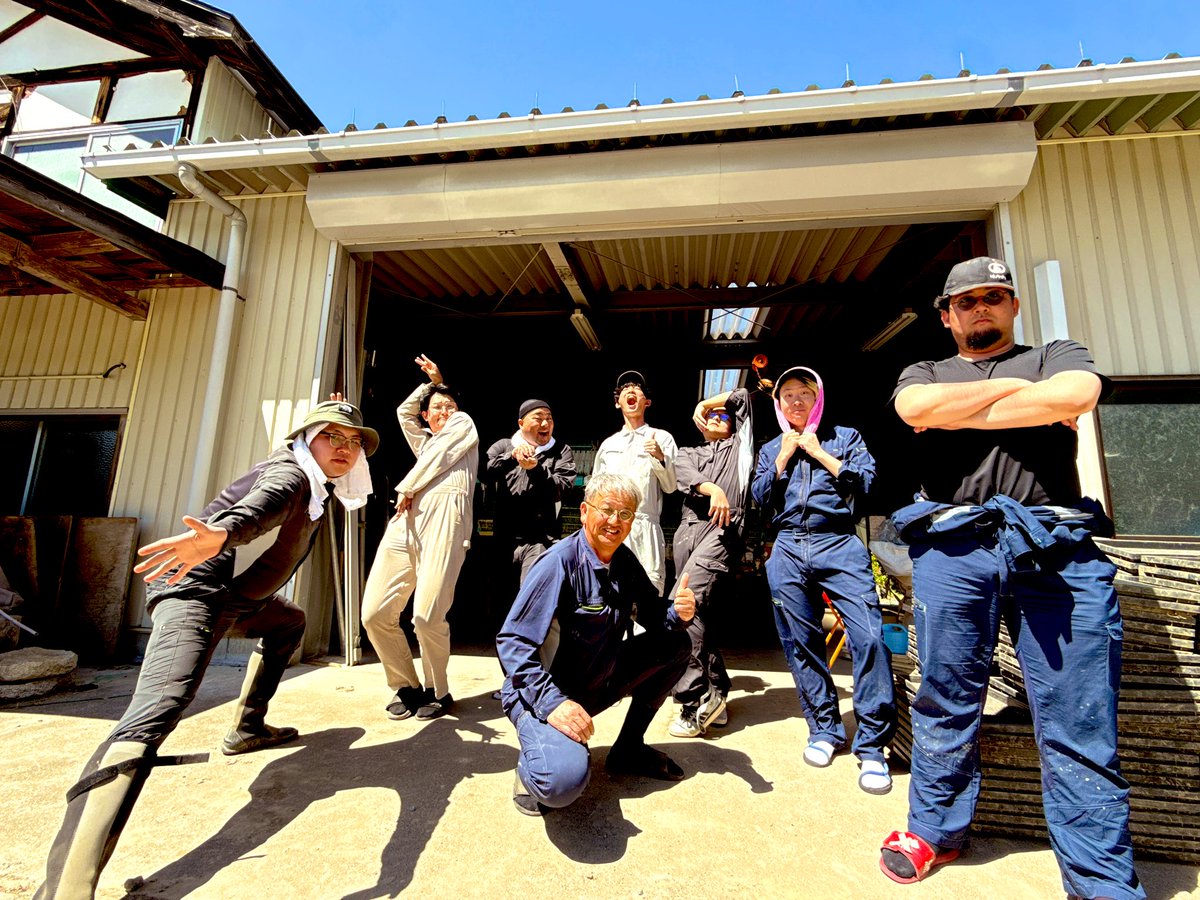 Raymond_band's tweet photo. We are the 
"TAUE SQUAD" https://t.co/b0zbsvO8jV