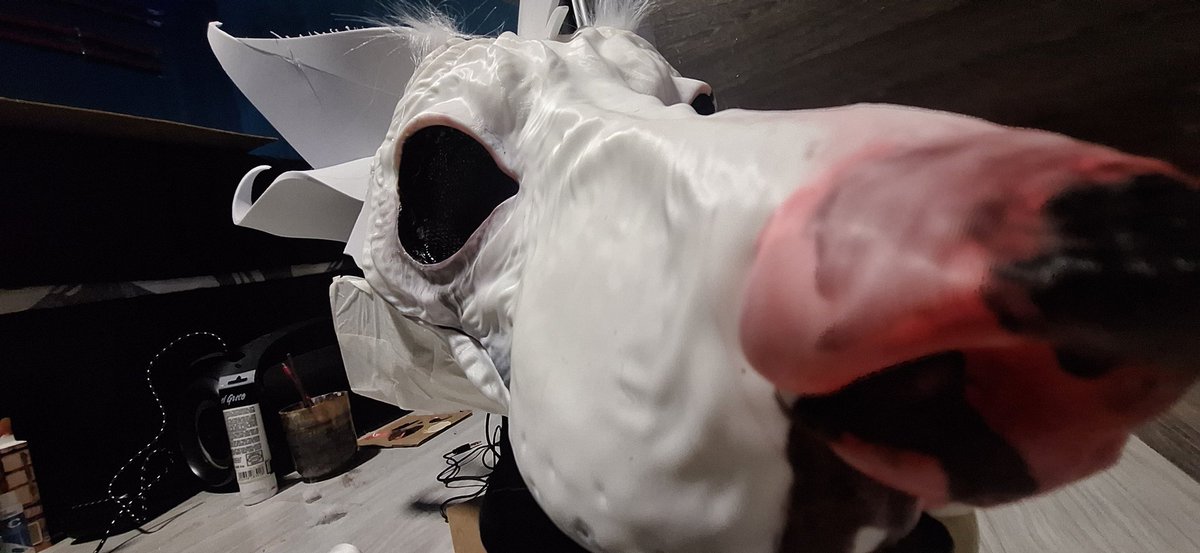 VerticalChip's tweet photo. Inserted microphone for voice changer, started furring, uhhh. Yea! >:3
#Captrinity https://t.co/pL2qjcfBIj