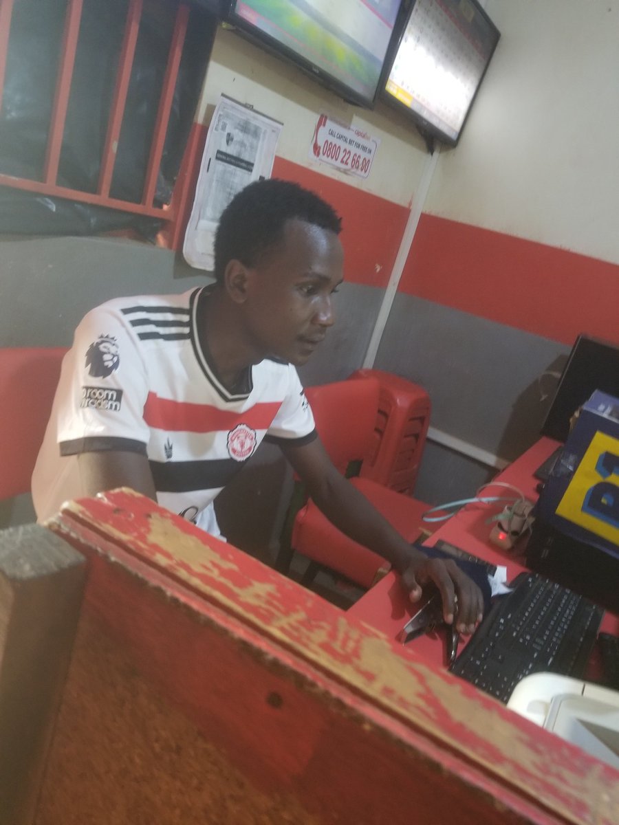 Enzambaniinye's tweet photo. I swear Ruhanga make it. En when I will do it, they gonna show this tweet lol. https://t.co/9RyV4bE166