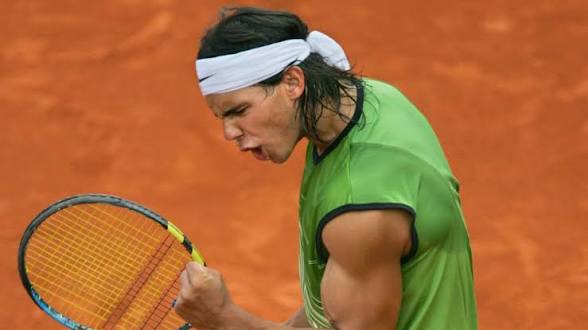 OnlyPicks4Tenis's tweet photo. Carreño después de retirarse en Valencia https://t.co/noLdK2abRa