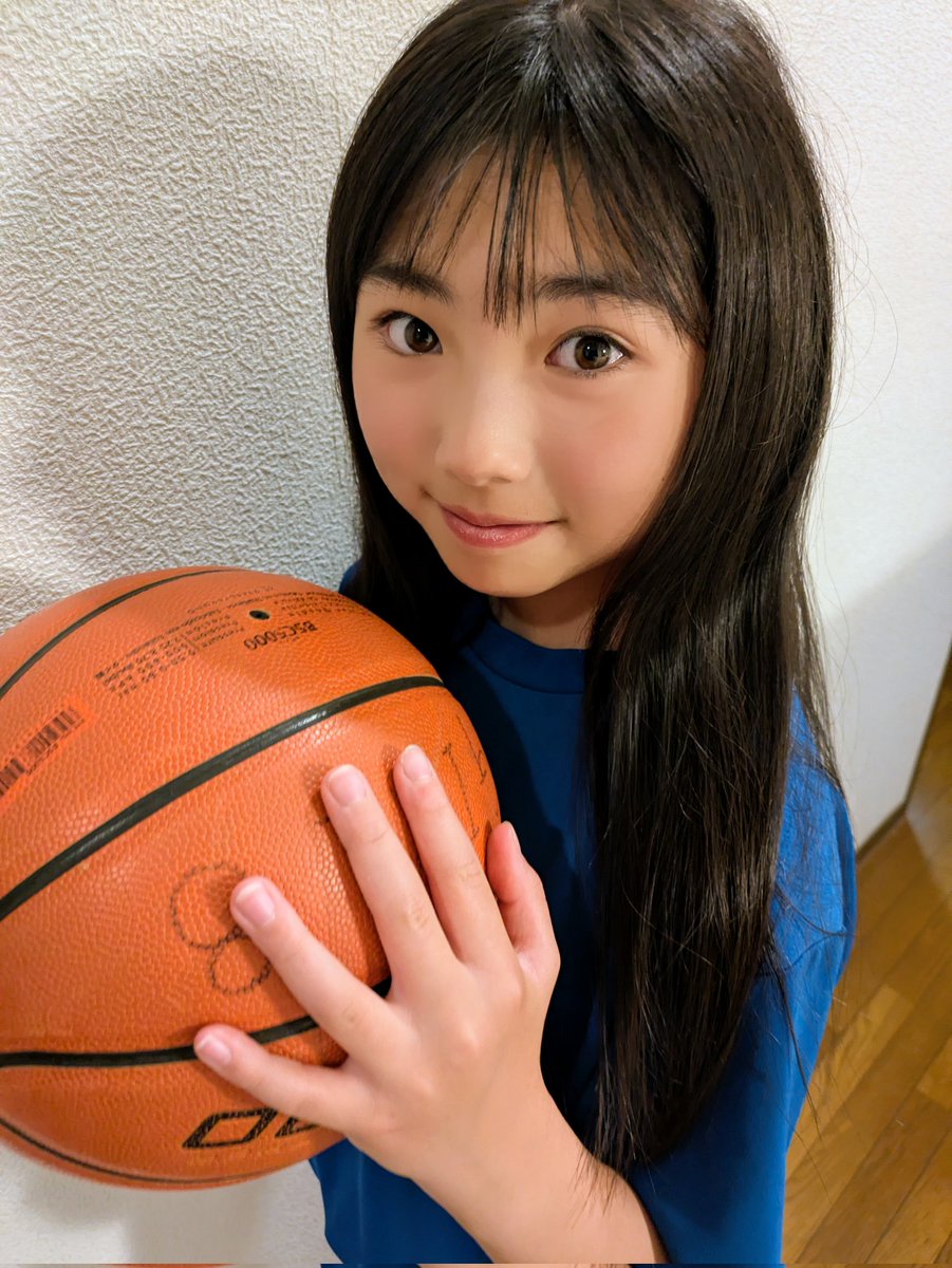 DP_SAYUNE's tweet photo. はじめまして！
星野さゆねだよ
今日もバスケットボール🏀の練習頑張ったよ
これからよろしくお願いします✨️ https://t.co/VfqBFyyJz2