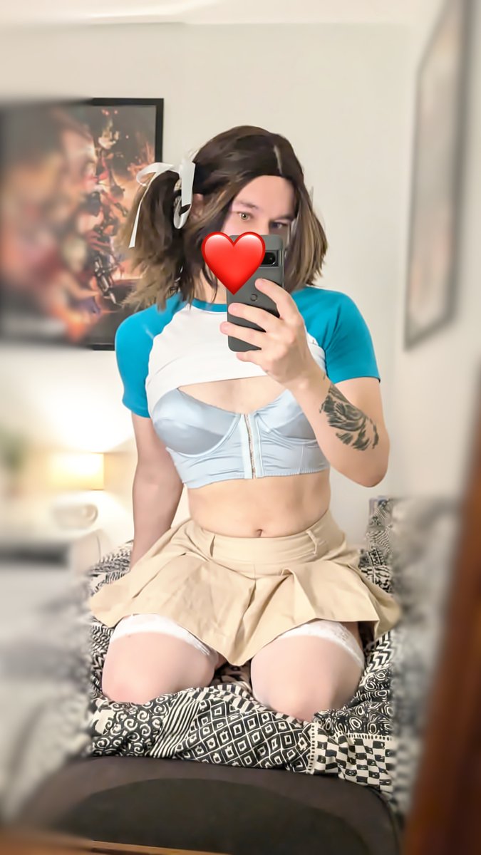 cdmmmmilly's tweet photo. just waiting patiently #femboy #sissy #femboi #nsfwtwt https://t.co/uTDxfqsqzu
