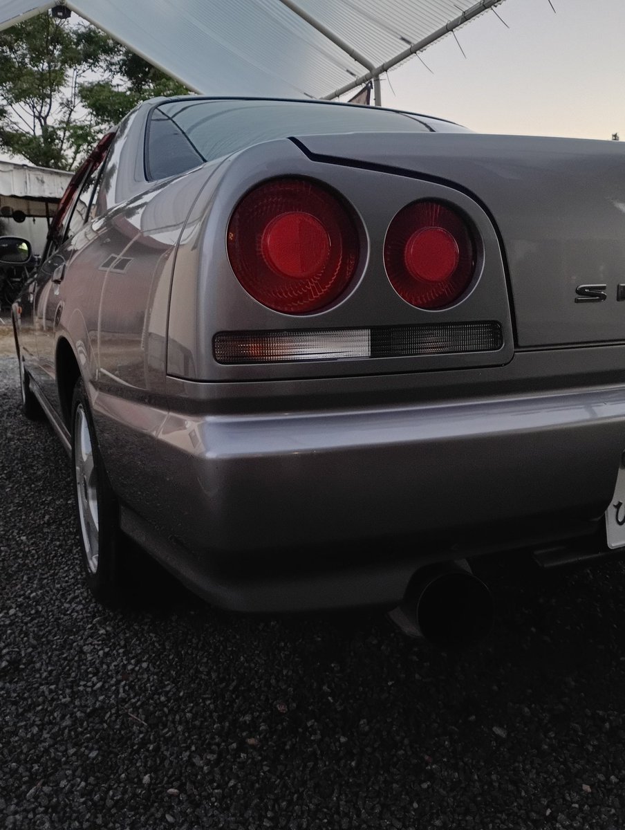 bitgtake's tweet photo. 隙間時間に嫁の愛車の車庫入り娘を洗車
車庫入りなのに隙間からの花粉で割ときてました https://t.co/aeN3uINWuq