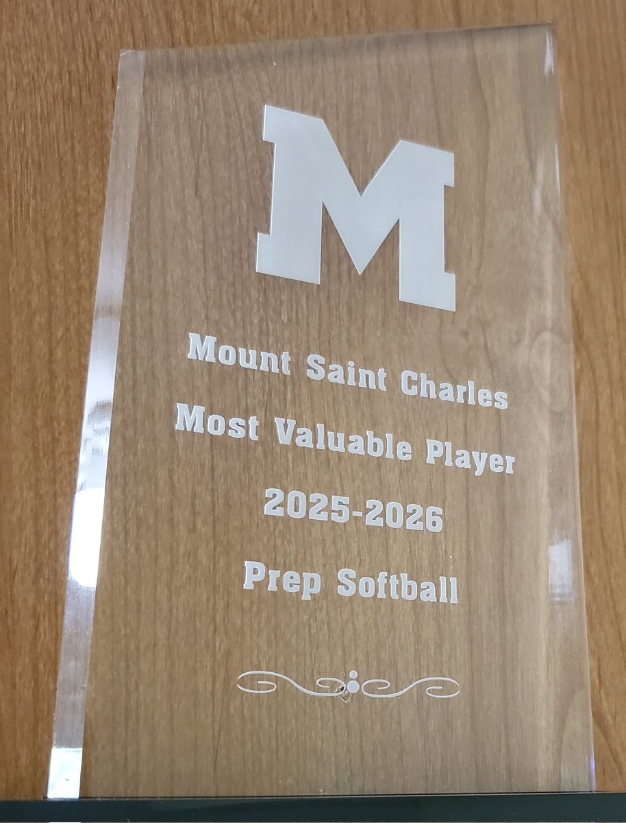 ccacador11's tweet photo. Grateful to earn MVP during my 1st year @MSCAthletics. Thankful to Coaches Bob Sasso, Miranda and Abby for pushing me to be my best  and to be surrounded by these talented and supportive teammates.   @NEUnity18u @SoftballDown @LegacyLegendsS1 @ConnectSports_ @LineDsoftball https://t.co/ZIqvnvsPmD