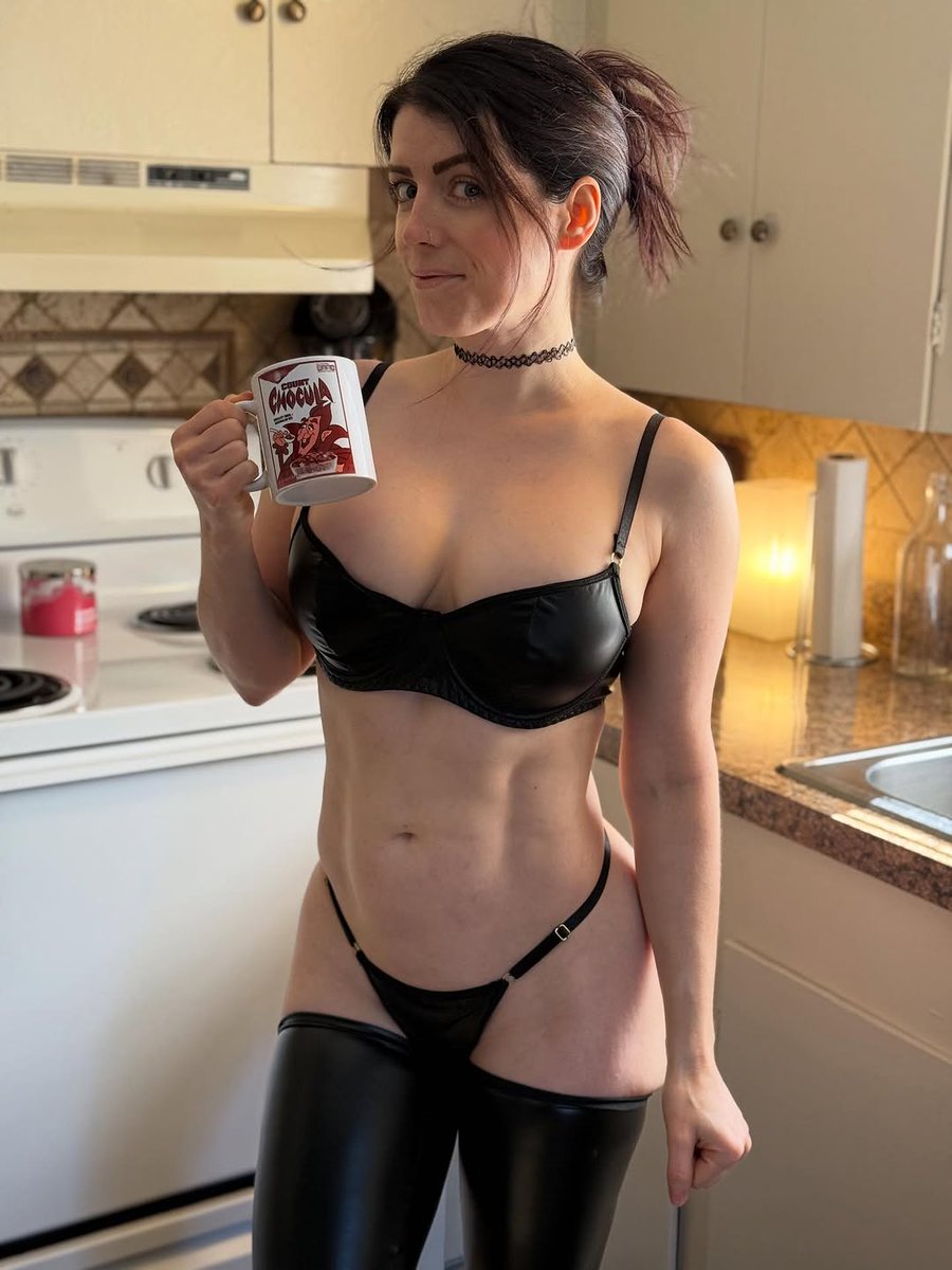 Ciara | hopwiggle tweet media