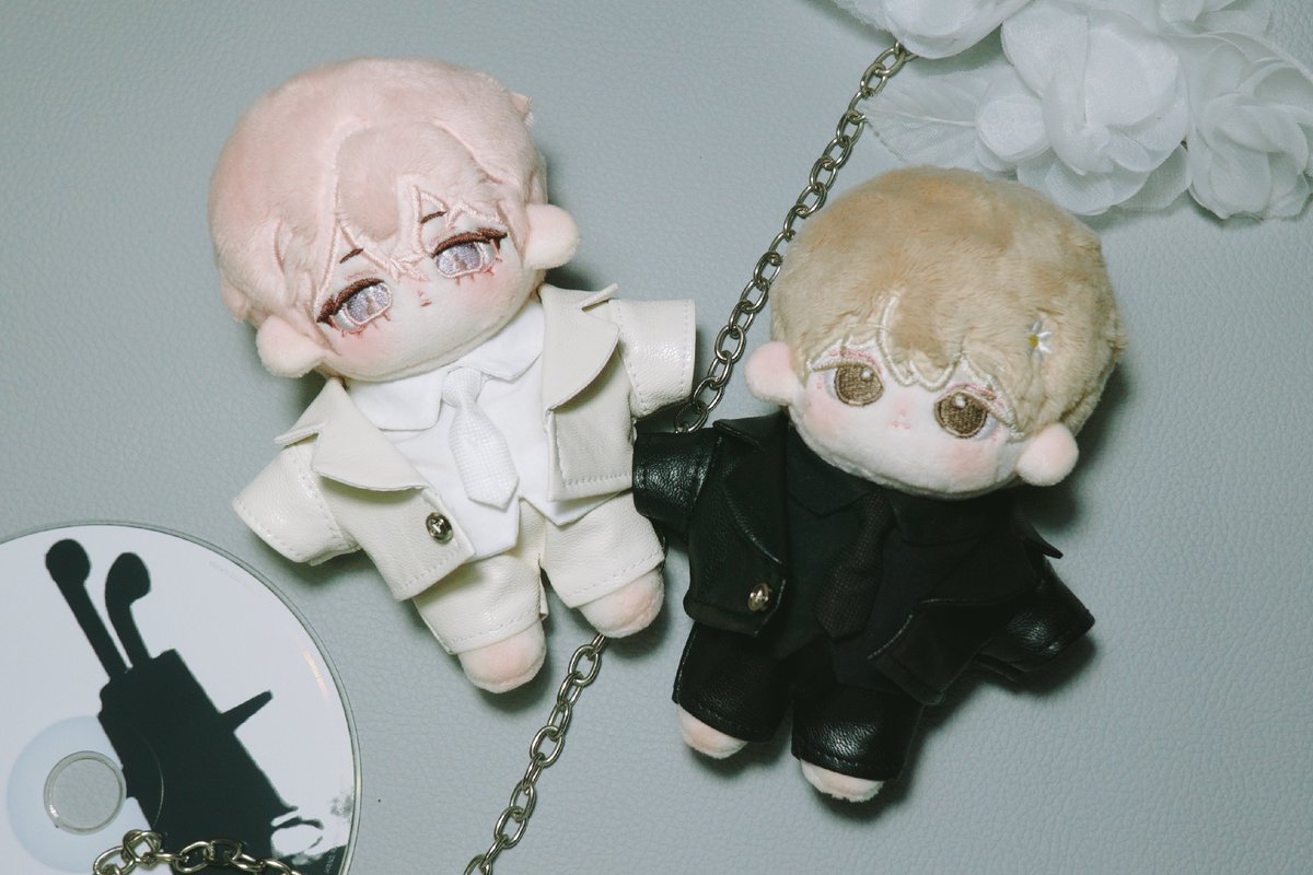 lumicloset's tweet photo. 🎁RT+팔로우 의상 추첨 
⏰05월30일 20시 ~ 05월 31일 20시

10cm 래더수트🖤🤍
구성: 자켓+셔츠+넥타이(추가구성: 바지) 
컬러: 화이트, 블랙 

아래의 링크를 통해 구매해주실 때 가장 도움이 됩니다! 
🔗https://t.co/Snw262iBq7

 #무솜인덕장터 #솜솜옷장터 #솜인덕장터 #국내옷장 https://t.co/fFBRzXAorE