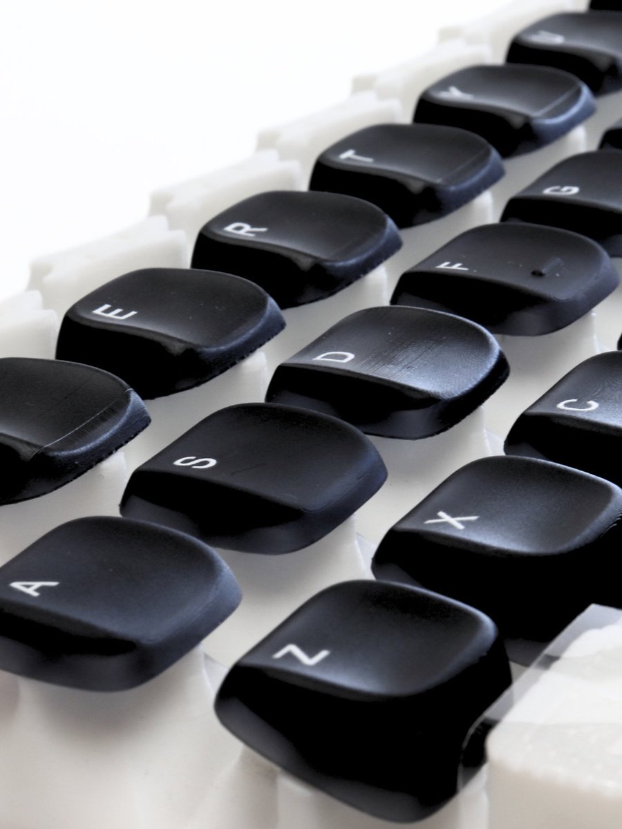 info_loic66463's tweet photo. You'll never go wrong with Lame ⌨️✨

Lame with Legends lets you personalize every key with custom legends designed around the way you work, game, and create.

Customize your own set today:
https://t.co/lHhdbZHxXR

#customkeycaps #mechanicalkeyboard #madeincanada https://t.co/qei6fTWyCv