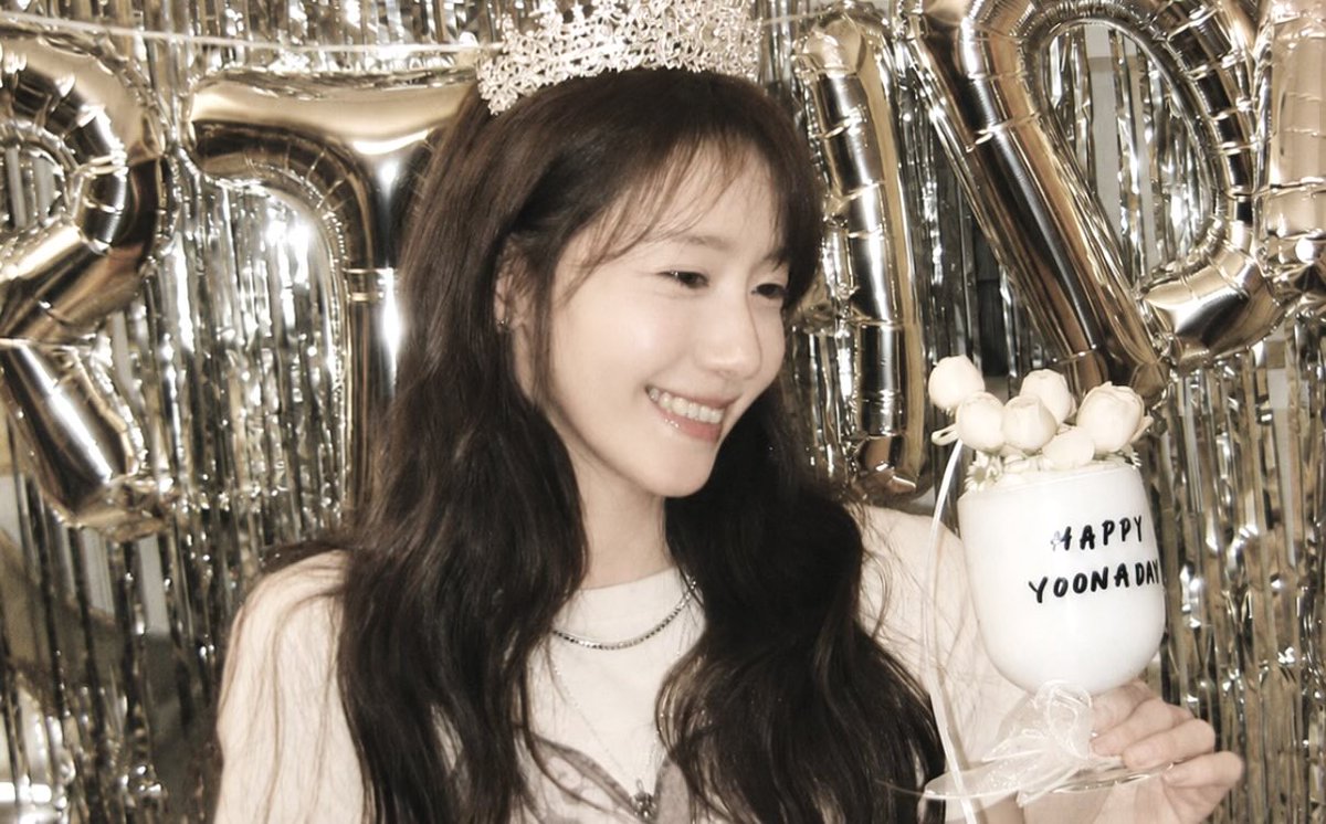 mysaranggg's tweet photo. #위시투윤아 #WishToYoonA  🎂💐
+            +            +              +
    ♡      ♡  ᕬ ᕬ  ♡         ♡
         ✿ ︎    ( ˶'ᵕ'˶ )      ✿ ︎
┏━♡━━ U U━━♡━━┓
♡   윤아언니 생일 축하해요~~♡
┗━♡━━━━━━♡━━┛ https://t.co/Hl3fGB3K0R