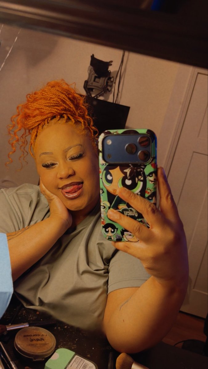 Gloriouslyx's tweet photo. Still fine asf 😩🤏🏼❤️✨. https://t.co/G7isuvdp4v