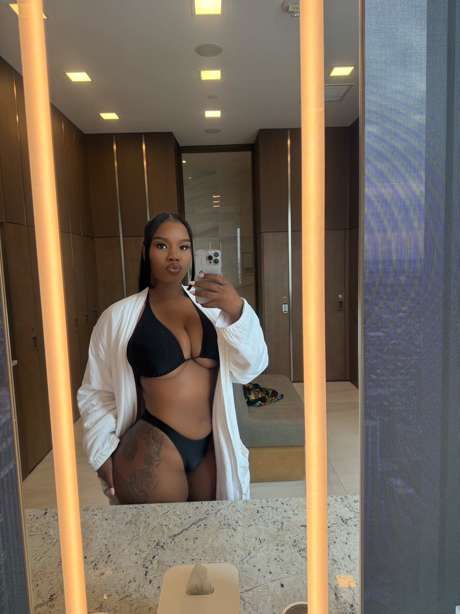 ___SATH's tweet photo. Spa day 🧖‍♀️🖤 https://t.co/4IEfTJ1kcM