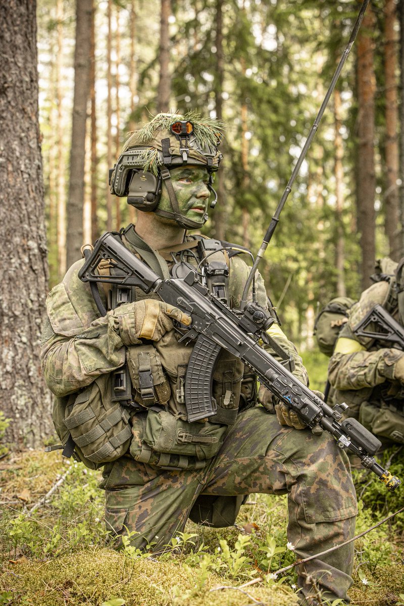 PorinPR's tweet photo. Porin prikaatilla on todistetusti suorituskykyinen reservi!🤝🏼

#KarelianSword26 -harjoituksessa todennettiin torjuntakykyä koko Kaakkois-Suomen alueella. Harjoitus on päättynyt ja joukot ovat palanneet varuskuntaan.

#porpr #maavoimat https://t.co/hjiGxNP2l5