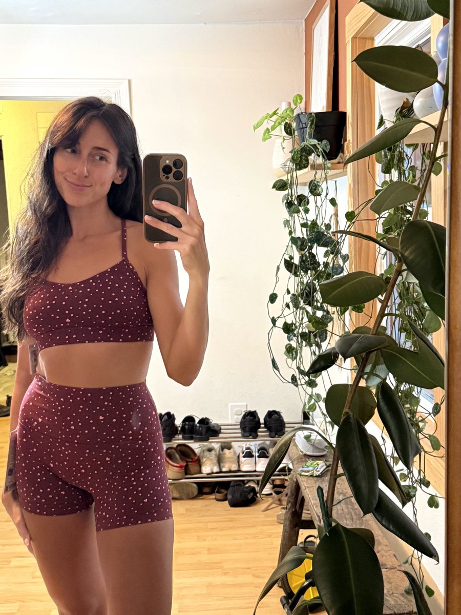 Amy tweet media