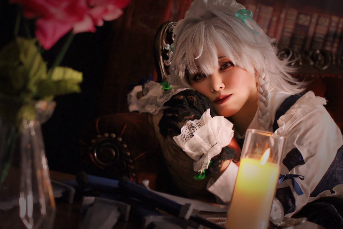 ____10181111n's tweet photo. ⚠️コスプレ注意⚠️
東方Project/十六夜咲夜

               ⋆ ✩ ⋆ ┄ ⋆ ✩ ⋆ ┄ ⋆ ✩ ⋆

　           寝かしつけましょうか？

               ⋆ ✩ ⋆ ┄ ⋆ ✩ ⋆ ┄ ⋆ ✩ ⋆

 📸:中村半蔵(@hanzo_nakamura )さん
スタジオ:マルチスタジオDEN(@MultiStudio_DEN )さん https://t.co/XHYCHi84v1