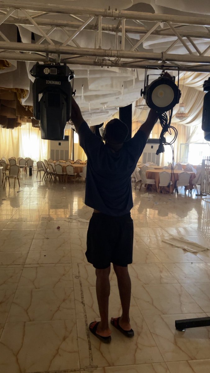 DLights2's tweet photo. @AramideOyekunle https://t.co/hm88fYFVmZ