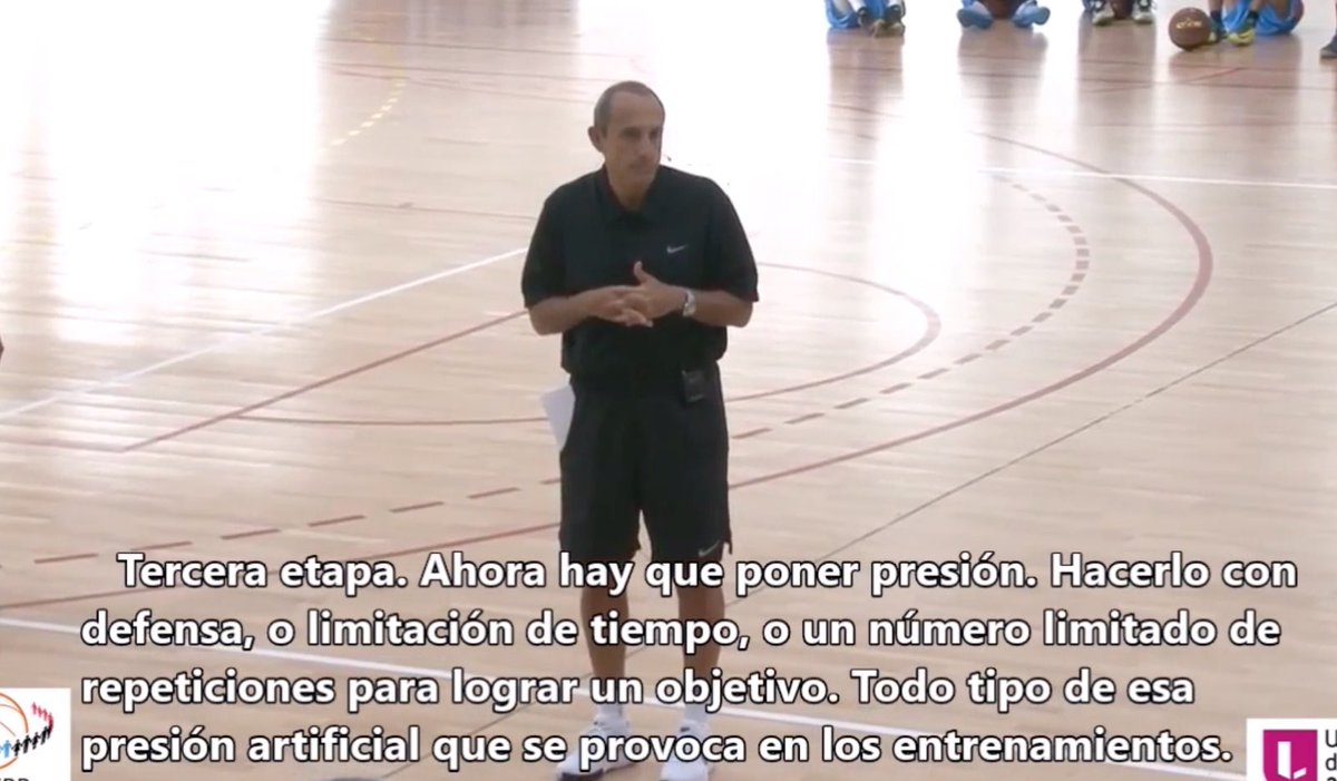 qgomez's tweet photo. 🗣️ Ettore Messina sobre la enseñanza/progresión y la técnica individual 🏀 https://t.co/CLrjcVtbvl
