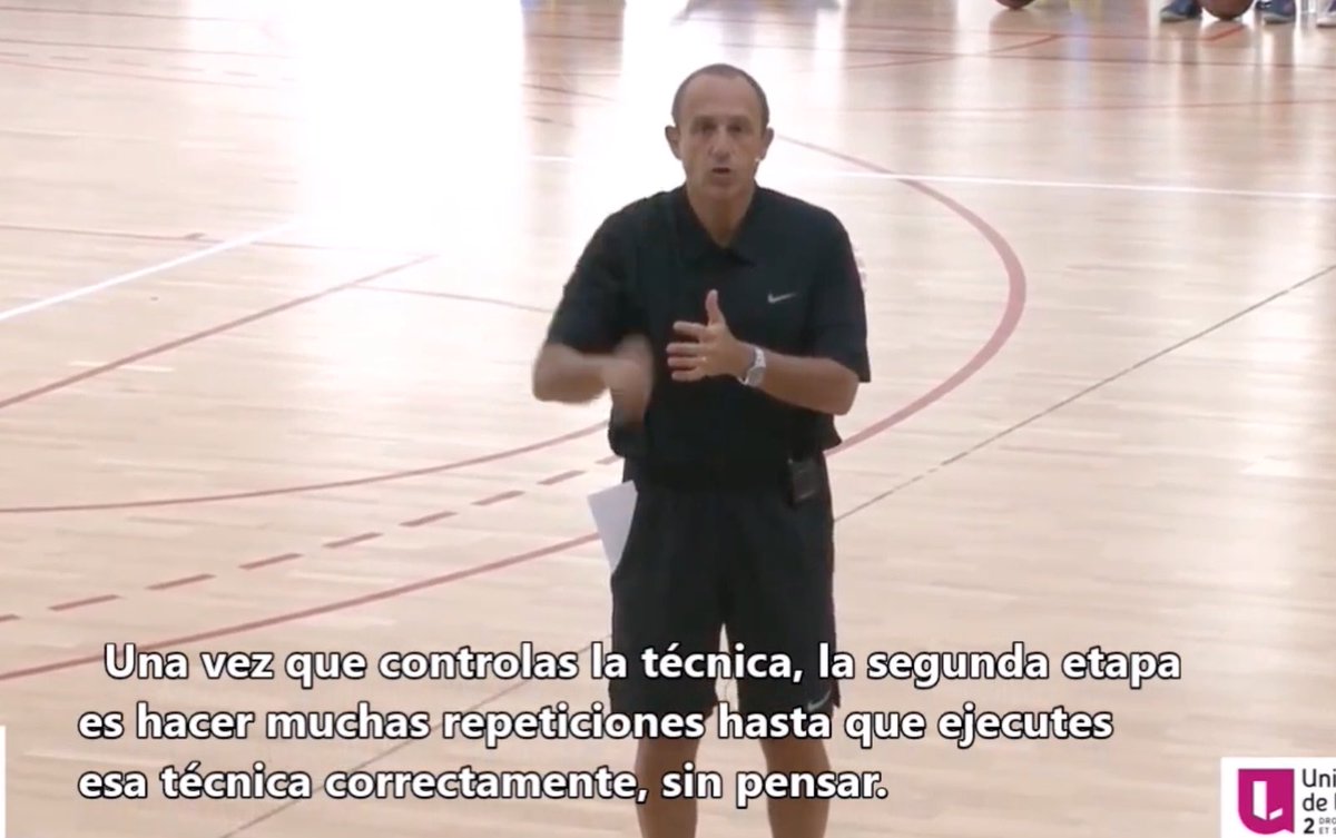 qgomez's tweet photo. 🗣️ Ettore Messina sobre la enseñanza/progresión y la técnica individual 🏀 https://t.co/CLrjcVtbvl