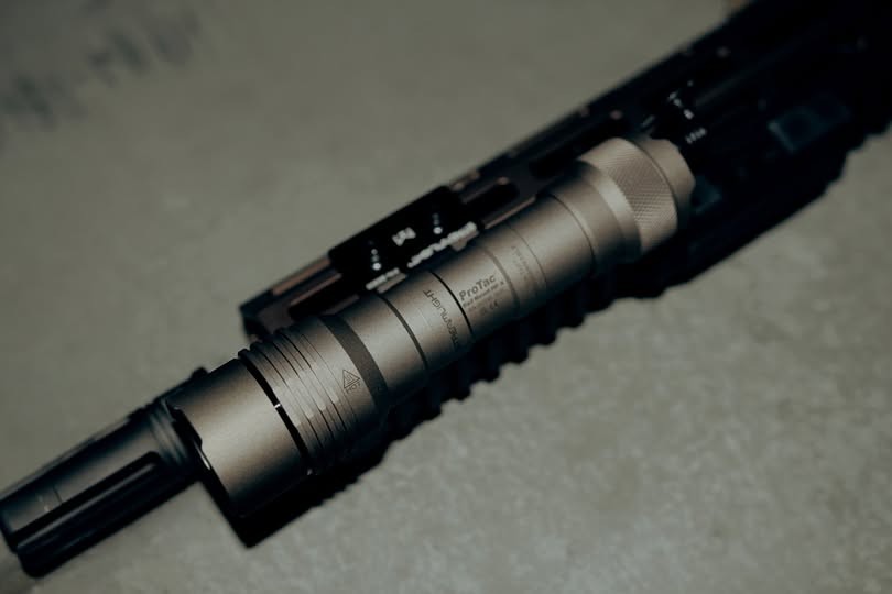 GideonTactical's tweet photo. Desert Tan has entered the lineup.
You asked for it. Streamlight delivered. 
Now available on the ProTac Rail Mount HP-X Pro USB and ProTac RM HL-X Pro USB.

#Streamlight #ProTac #DesertTan #WeaponLight #TacticalGear #TacticalLighting https://t.co/Qy7nuS5B0W