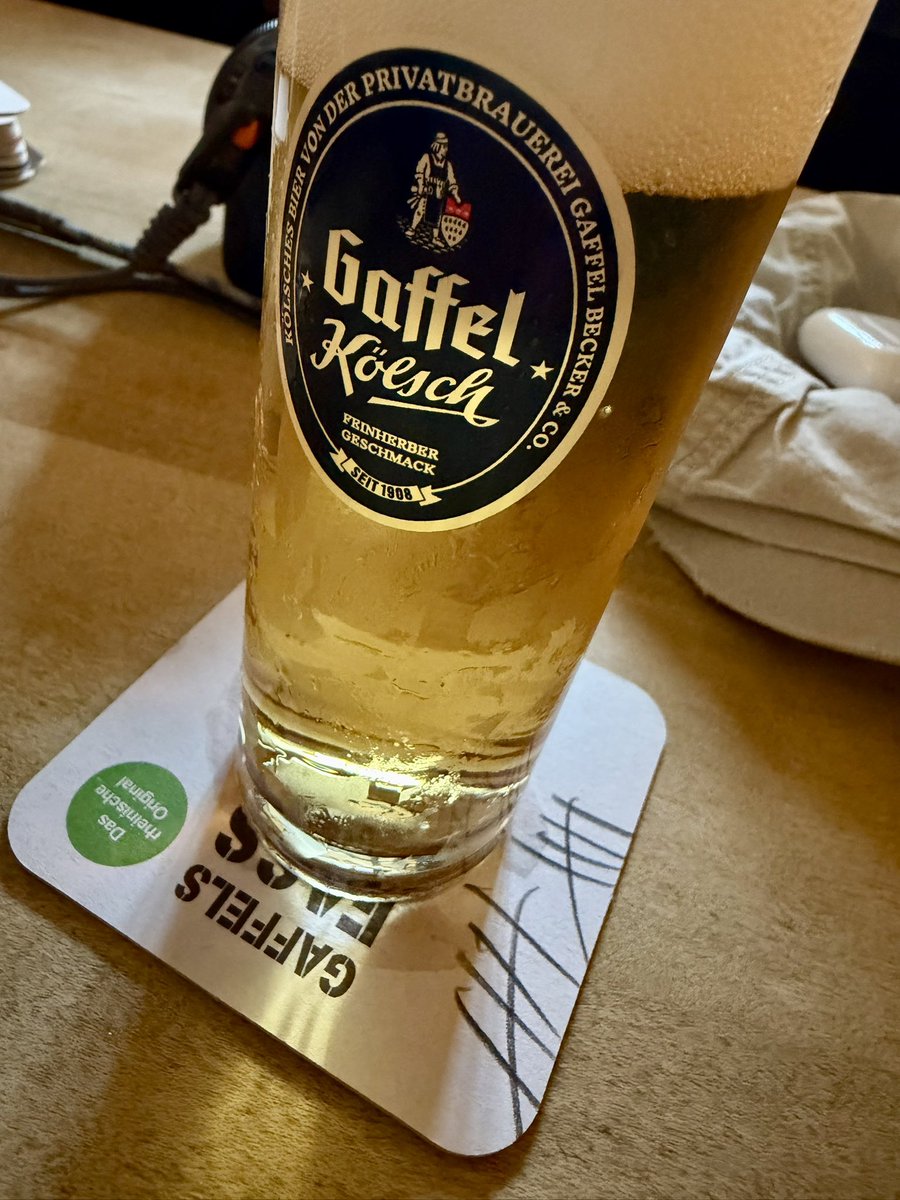 markusraum's tweet photo. prost https://t.co/gxYfdD5oiY