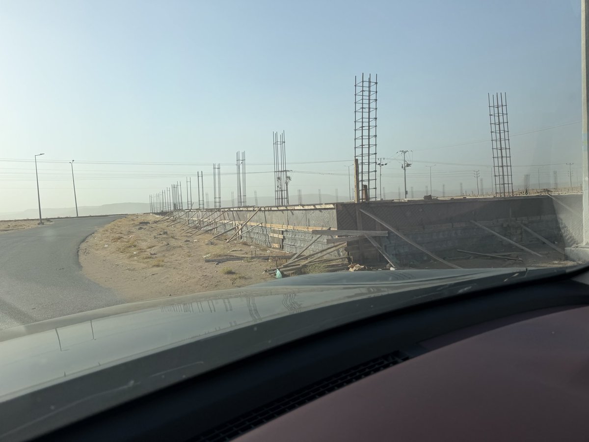 abonabeel2's tweet photo. مع التحية الى امانة العاصمة:
توجد مقبرة في قرية المقيطع في بداية القرية جوار حديقة المقيطع تبعد عن طريق المدينة القديم حوالي الف متر  
وهذه المقبرة لم يكتمل بناء سورها رغم اكتمال الميدة وحديد الاعمدة ،فهذا اهدار  وتعطل المشاريع بدون سبب 👇👇👇👇

@holymakkah https://t.co/sgEG1RBCwW