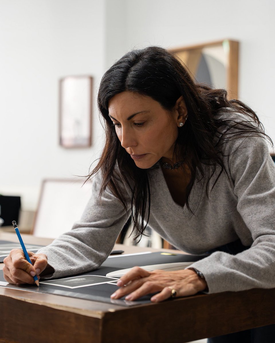 JRP_Editions's tweet photo. Sheree Hovsepian &amp; JRP|Editions are thrilled to unveil their new collaboration: a series of hand-finished photolithographs, coming soon exclusively on JRP|Editions!⁠
⁠
🔗 Register your interest https://t.co/w3B8TIwfho, or email us at art@jrp-editions.com⁠ https://t.co/PVWtHP4JVJ