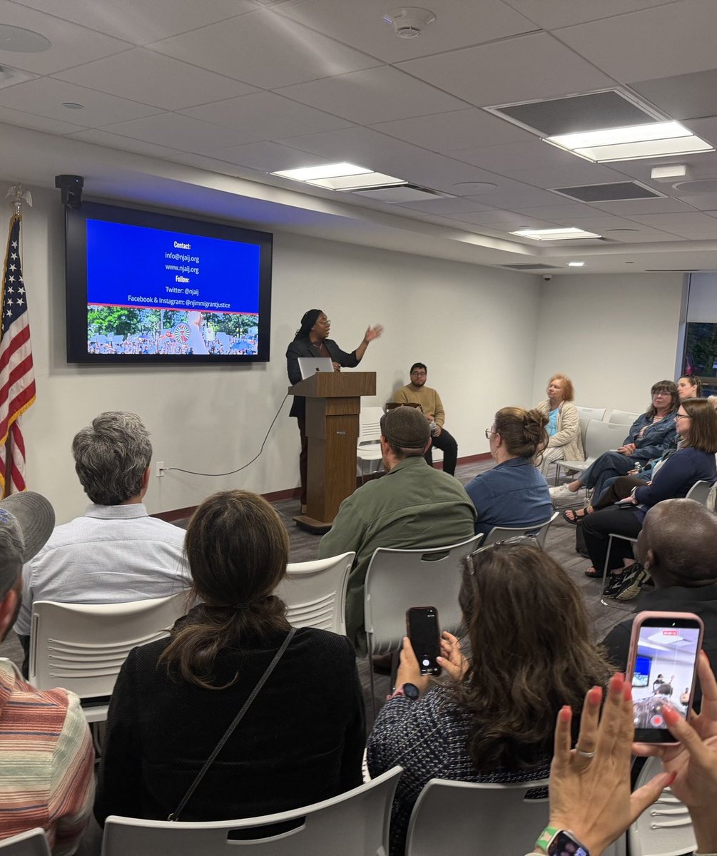 RepLaMonica's tweet photo. Our community is holding ICE accountable and I want to be sure we have the tools to do so safely. 

At our Know Your Rights workshop last night, @NJAIJ discussed best practices when dealing with DHS and ICE. We are in this together and we will protect each other. https://t.co/eOaMYJAvJS