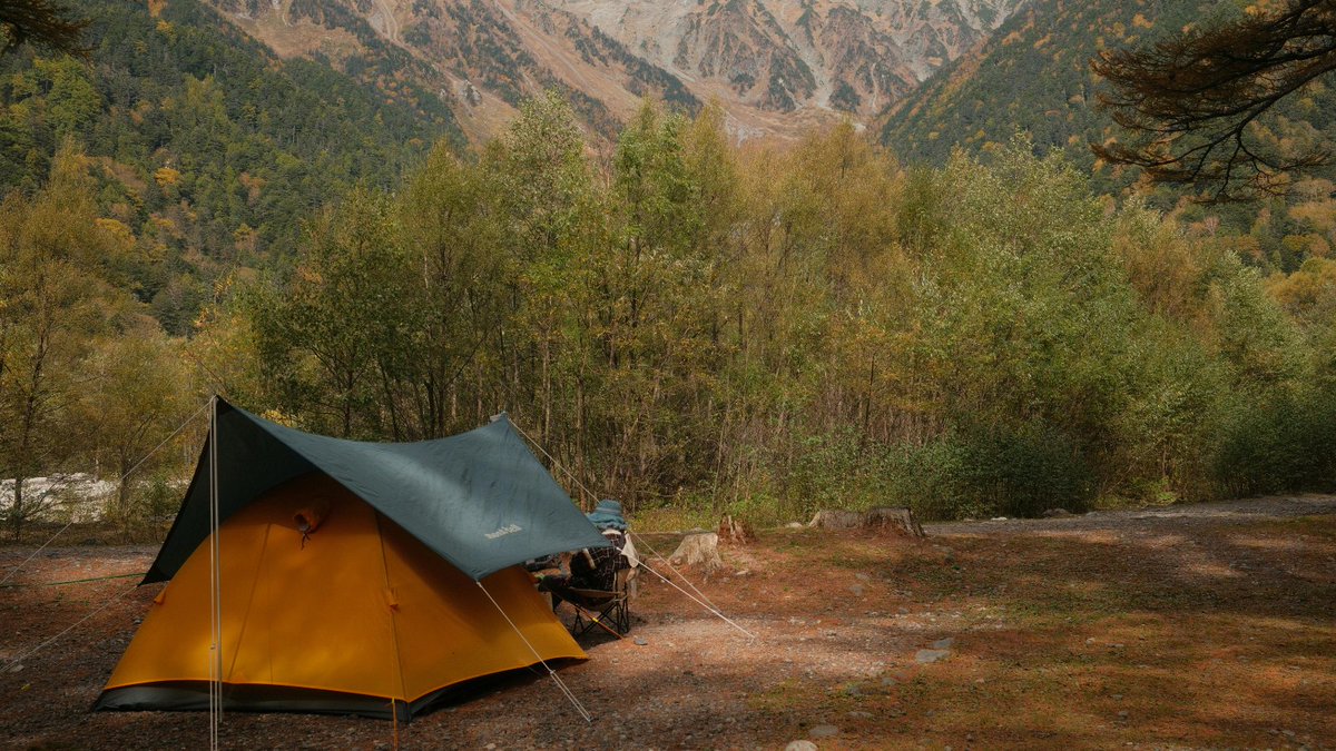 RedCrossUtah's tweet photo. Grab your tents and sleeping bags, because camping season is here! 🏕️🌲 If you’re heading into the great outdoors, don’t forget to pack a first aid kit. Cell service can be limited, and it may take time for first responders to reach you in an emergency.

You can also download the Red Cross First Aid App to learn how to treat severe wounds, broken bones, bites, stings, and more.

Find more camping safety tips: https://t.co/WiRgctq2KT